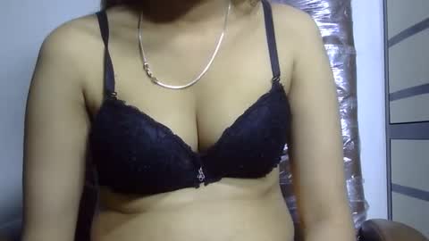 ishika_ishu online show from February 28, 11:09 am