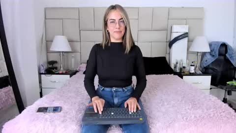 Pauli online show from December 20, 11:20 pm