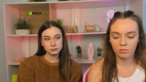 isla_dior online show from October 2, 8:41 am