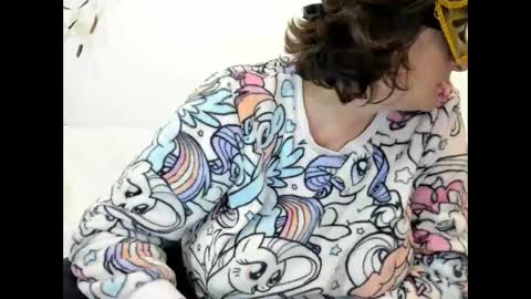 Marta online show from February 8, 8:10 pm