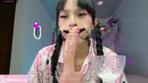 I S S A B E L A Igissaa ax    Xlittleissa  online show from October 4, 1:22 am