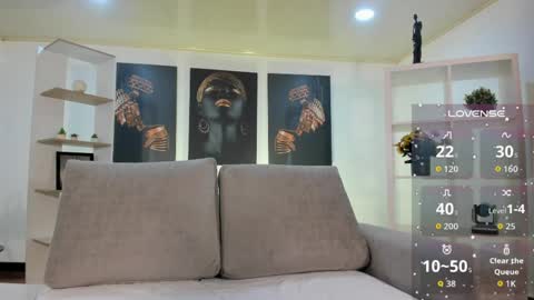 issa_milf online show from May 22, 12:36 pm