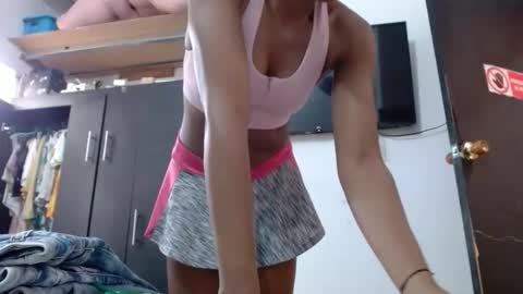 issabela_sweet online show from May 14, 4:46 pm