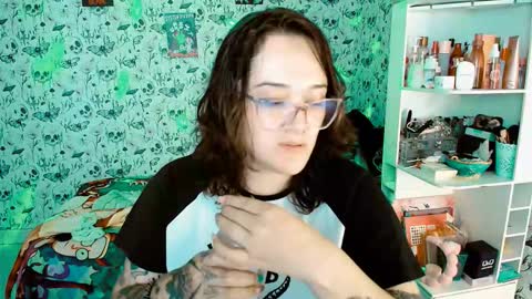 Yiz online show from January 7, 6:06 am