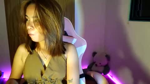 kimmy online show from February 19, 6:18 pm