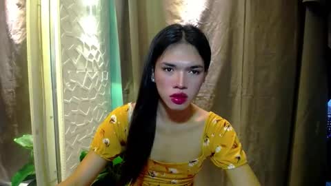 Francine online show from April 15, 1:22 pm