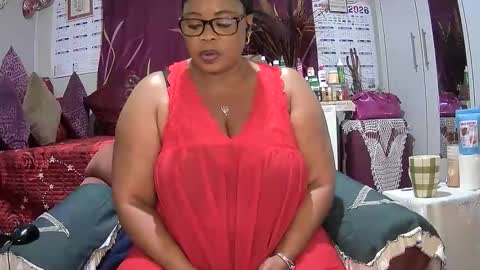 itumeleng74 online show from March 9, 2:48 am