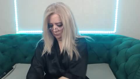 ivanacharm online show from January 7, 4:49 am