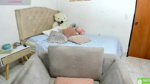 ivet  online show from December 2, 4:42 pm