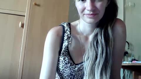 ivetta911 online show from August 5, 8:10 am