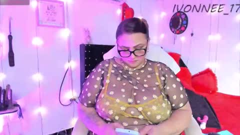 Ivonne online show from March 17, 2:37 am