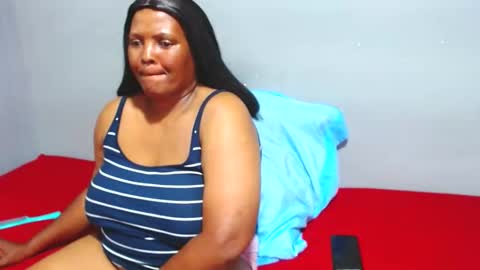 IVORYTITS48 online show from February 10, 4:14 pm