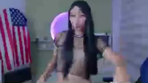 ivvoncute online show from June 17, 2:35 am