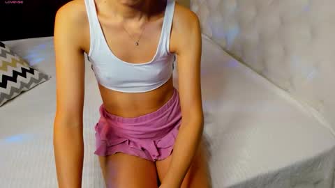 Ivy online show from February 21, 8:09 pm