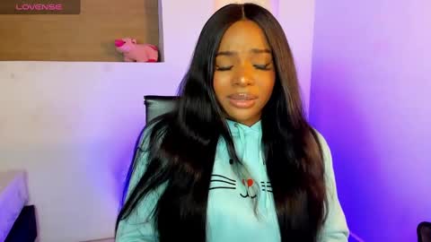 Snapshot of ivybliss8 chatting on February 14, 12:14 pm i v y b l i s s online show from February 14, 12:14 pm