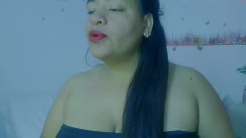 ivydesouza online show from June 3, 2:44 pm