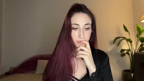 Ivy Rosie online show from February 5, 3:02 am