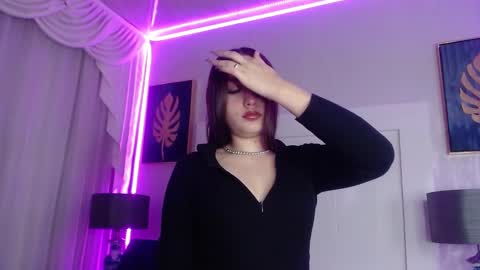 Ivy online show from March 10, 12:06 pm