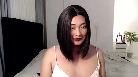 iya_hermosa online show from December 22, 12:52 pm