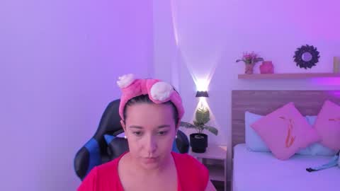 Iza online show from October 6, 12:44 pm