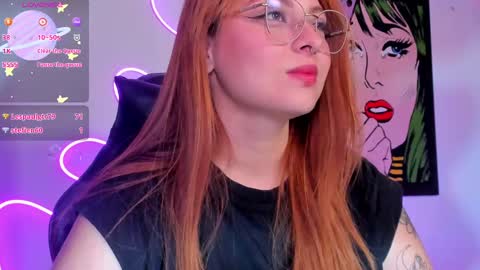 hot izys online show from February 13, 10:00 pm