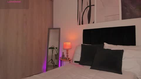 Izzy vega  online show from February 20, 2:21 am