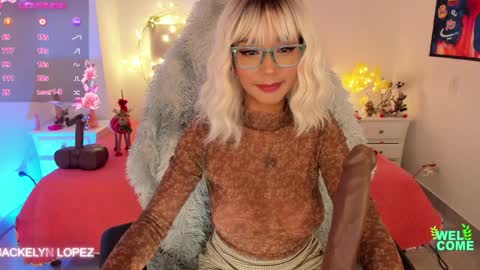 Snapshot of jackelyn_lopezz chatting on December 5, 9:28 am Jacky online show from December 5, 9:28 am