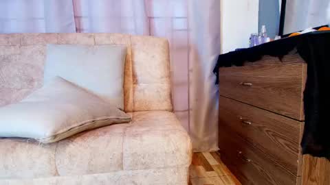 Snapshot of jade_brunnette chatting on October 23, 8:26 pm Jade Brunete online show from October 23, 8:26 pm