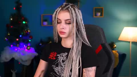 Snapshot of jade_castle chatting on December 22, 1:12 am jade_castle online show from December 22, 1:12 am