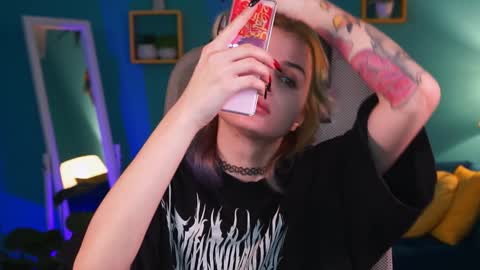 Snapshot of jade_castle chatting on February 5, 2:08 am jade_castle online show from February 5, 2:08 am