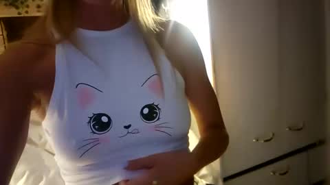 Jade Fex online show from September 24, 4:11 am