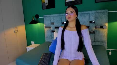jade_lovv online show from March 24, 7:52 pm