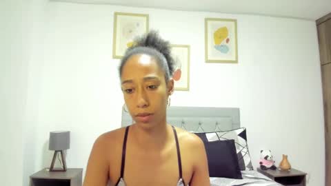 Jade smile online show from September 12, 3:30 pm