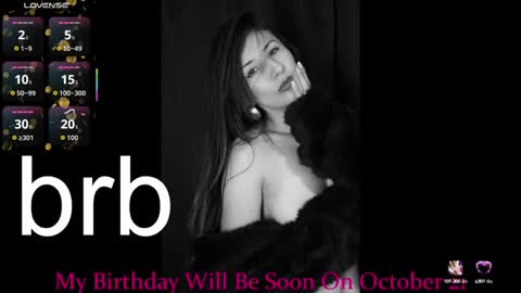 jade white  online show from September 30, 12:55 pm