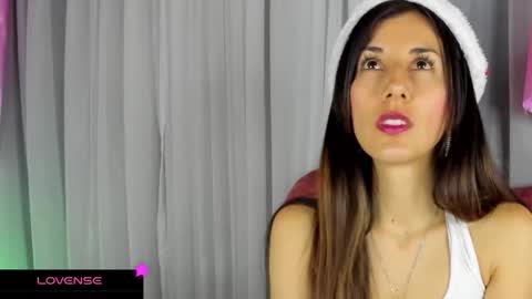 jade white  online show from December 9, 12:51 pm