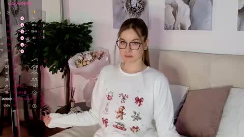 your kitty JANE roawww online show from January 15, 5:13 am