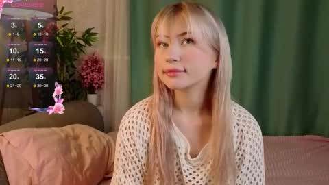 Snapshot of janecoxa chatting on September 28, 4:45 pm Jennifer  online show from September 28, 4:45 pm