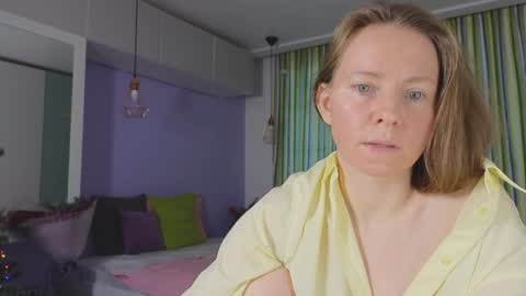 janepearl online show from January 10, 9:44 am