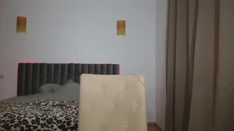 jaqueline88 online show from February 6, 5:35 am