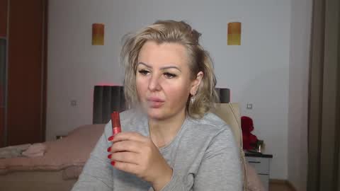 jaqueline88 online show from January 24, 5:53 am