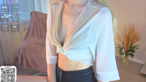 Chloe online show from February 16, 7:52 am