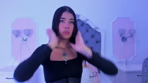 Jasmine online show from December 31, 3:23 am