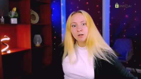 jasmine_eyes online show from March 1, 7:35 pm