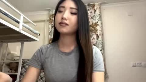 My name Ivy ntmu welcommee online show from February 5, 2:20 pm