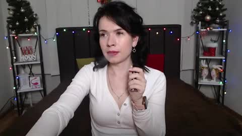 Snapshot of jasminekouch chatting on December 29, 4:27 am JasmineKouch online show from December 29, 4:27 am