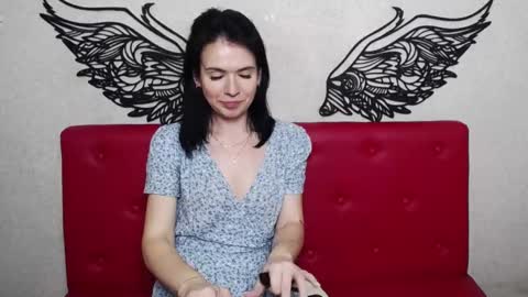 Snapshot of jasminekouch chatting on February 1, 4:24 am JasmineKouch online show from February 1, 4:24 am