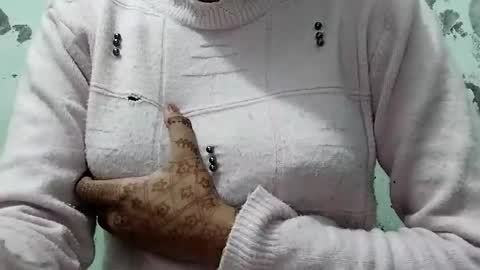 jasspreettt online show from December 16, 2:47 am