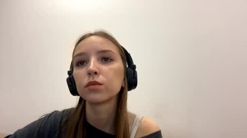 Isabella Rose online show from March 24, 3:28 pm