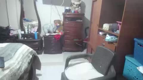 jazmim online show from March 30, 1:22 pm