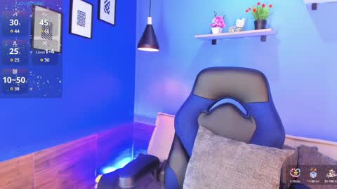 Snapshot of jazmine__flower chatting on February 9, 3:32 am Jazmine Flower online show from February 9, 3:32 am